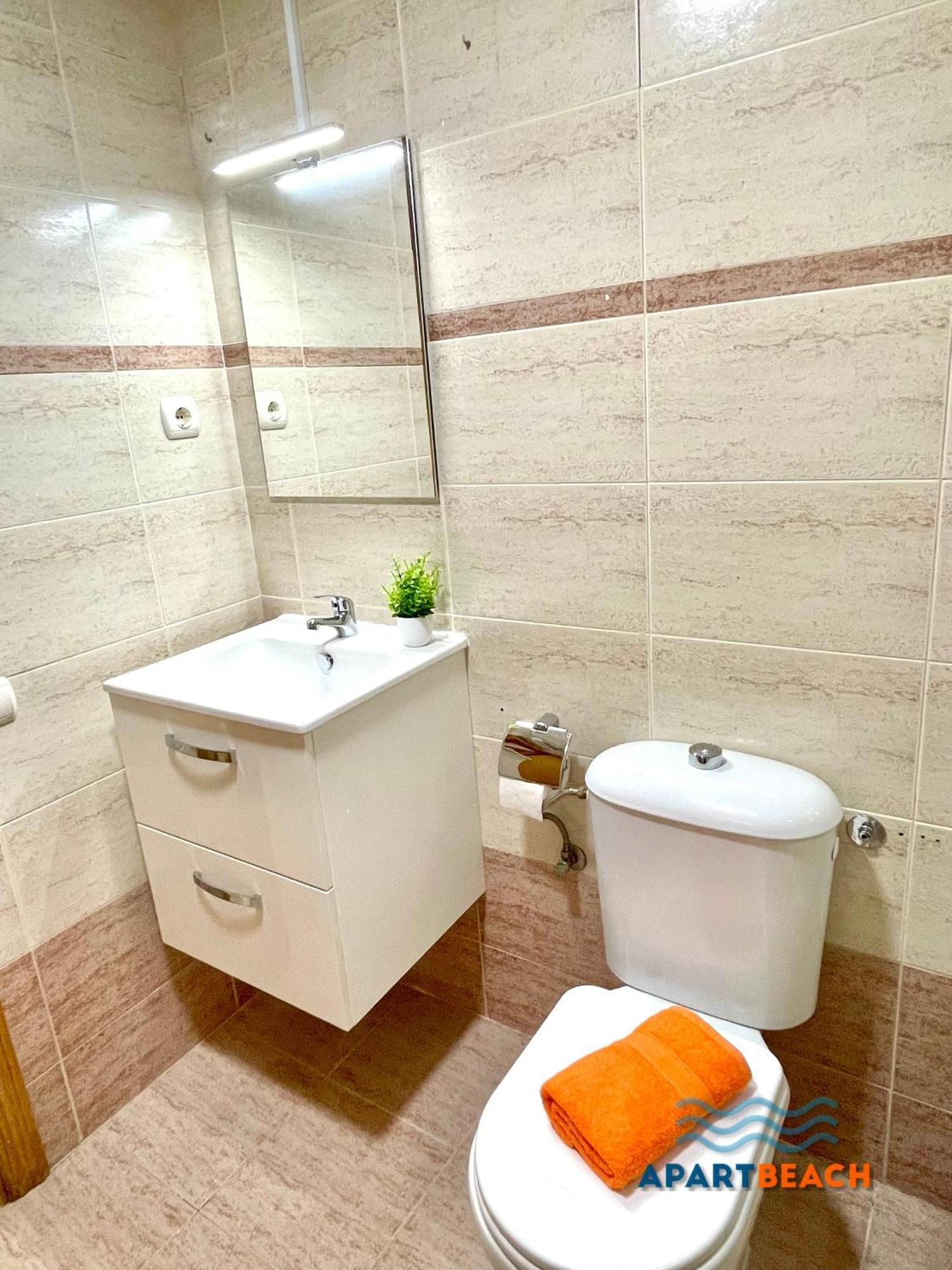 Apartbeach Golden I Muy Luminoso Junto Playa Y Climatizado سالو المظهر الخارجي الصورة
